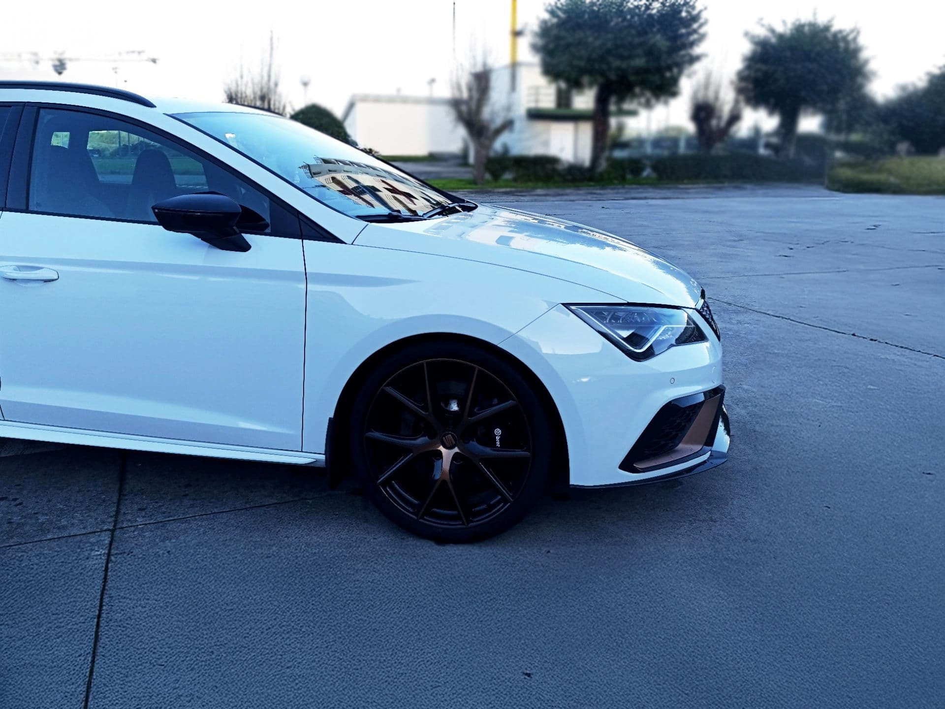 SEAT leon