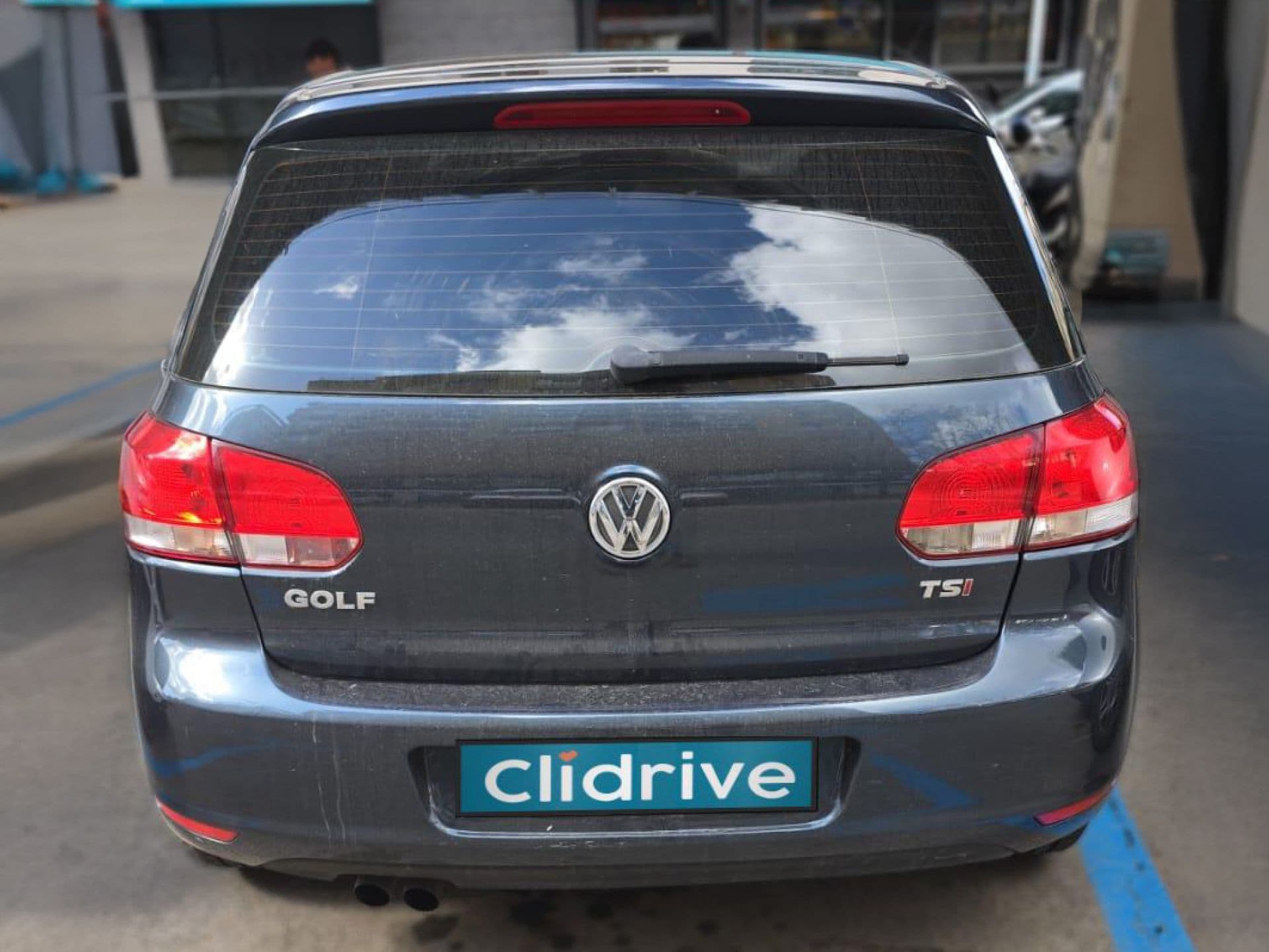 VOLKSWAGEN golf