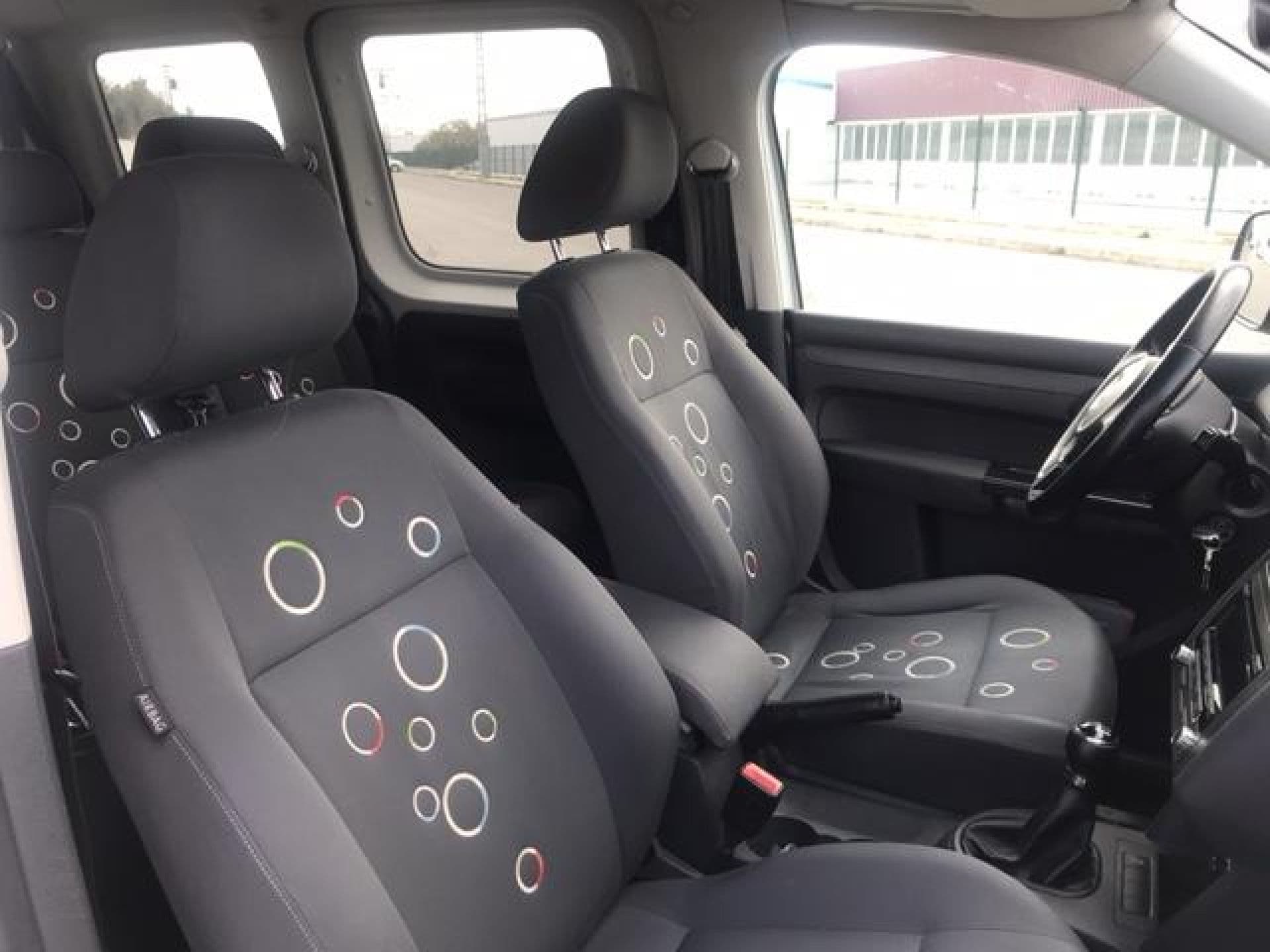 VOLKSWAGEN caddy