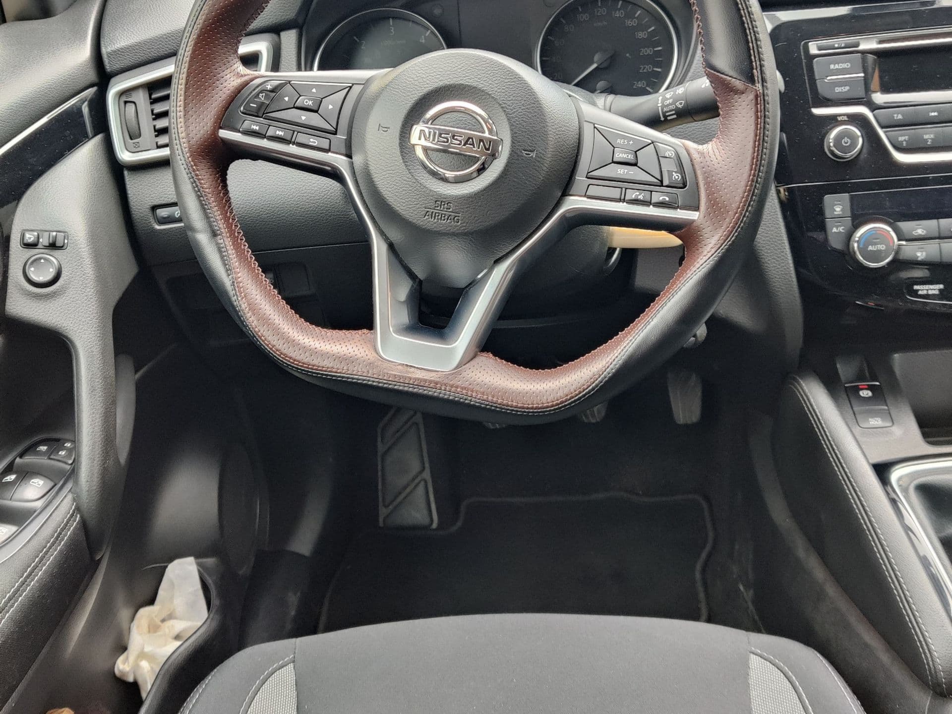 NISSAN qashqai