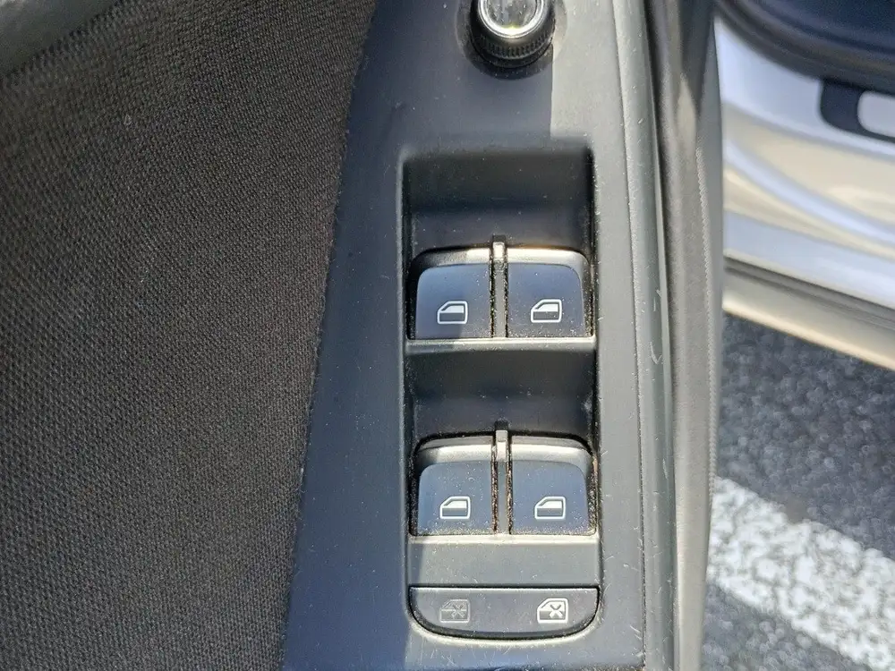 AUDI a4 - Foto 18 | Clidrive