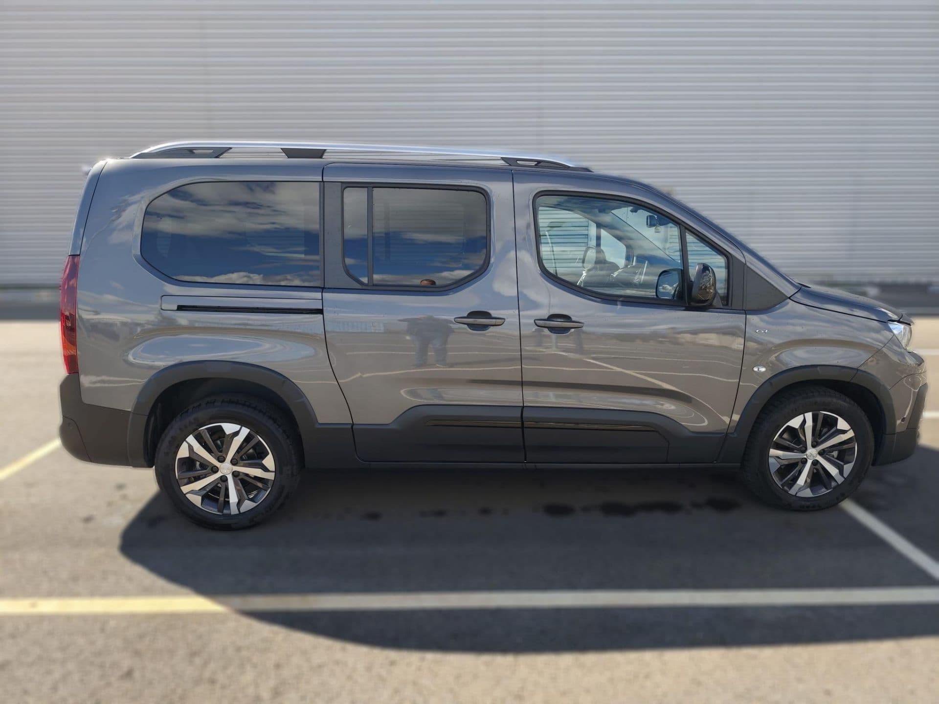 PEUGEOT rifter