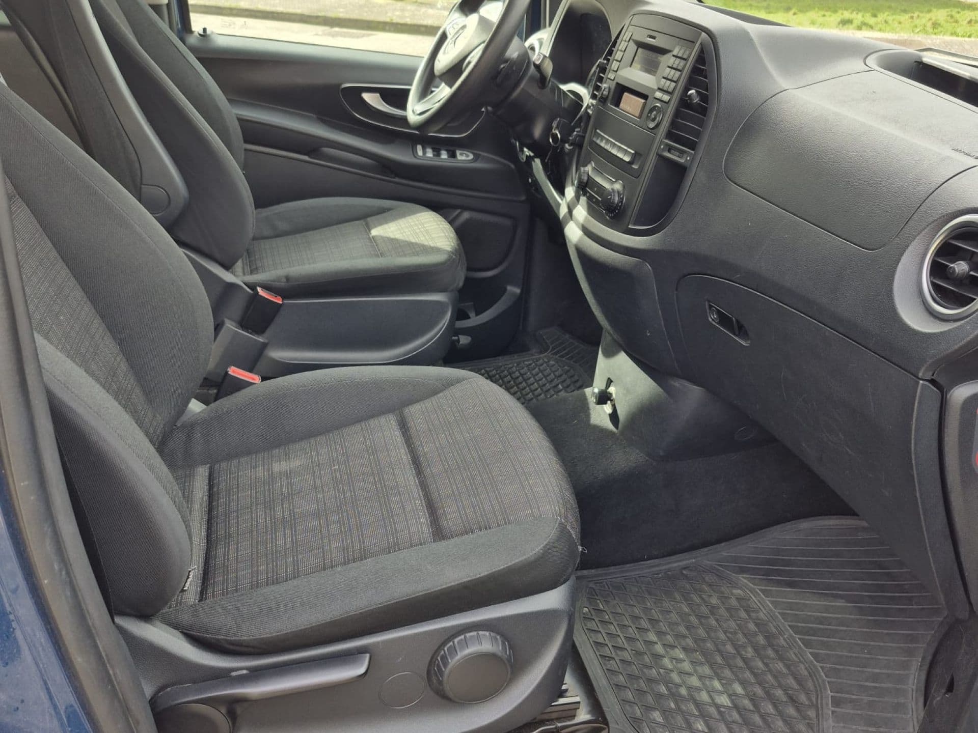 MERCEDES vito