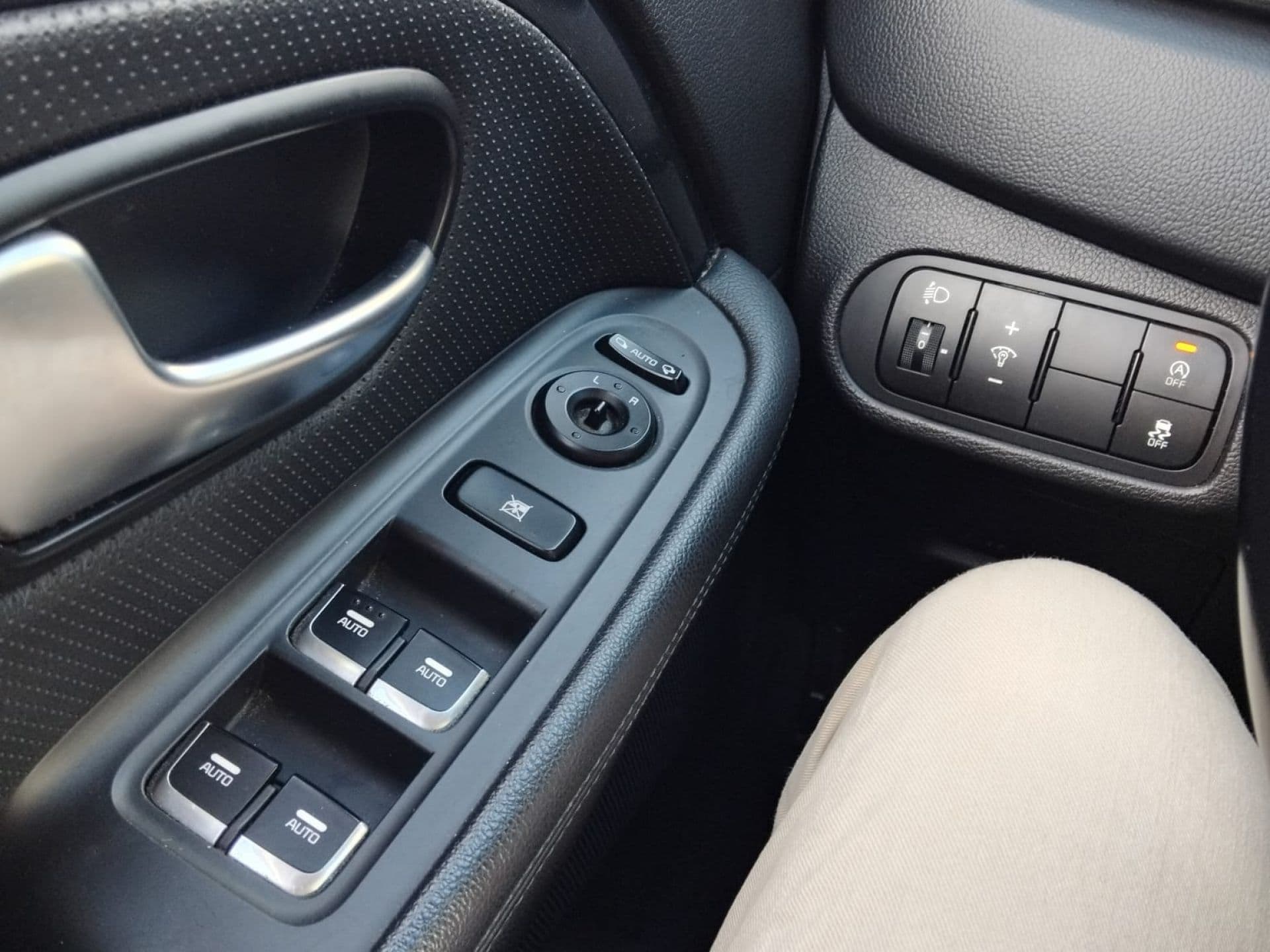 KIA carens