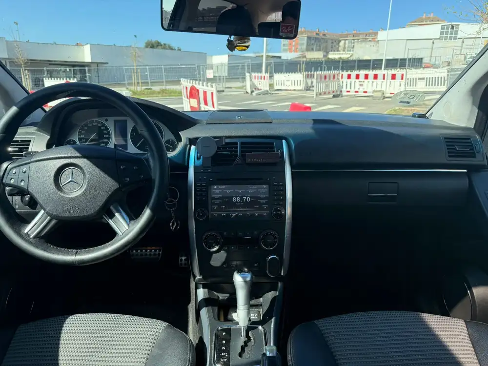 MERCEDES clase b - Foto 6 | Clidrive