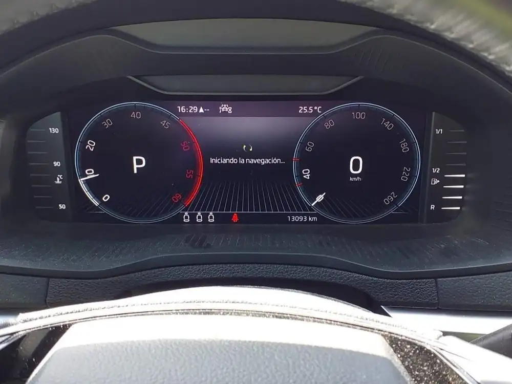 SKODA karoq - Foto 8 | Clidrive