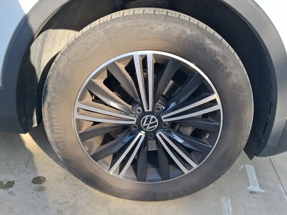 VOLKSWAGEN tiguan - Foto 16 | Clidrive
