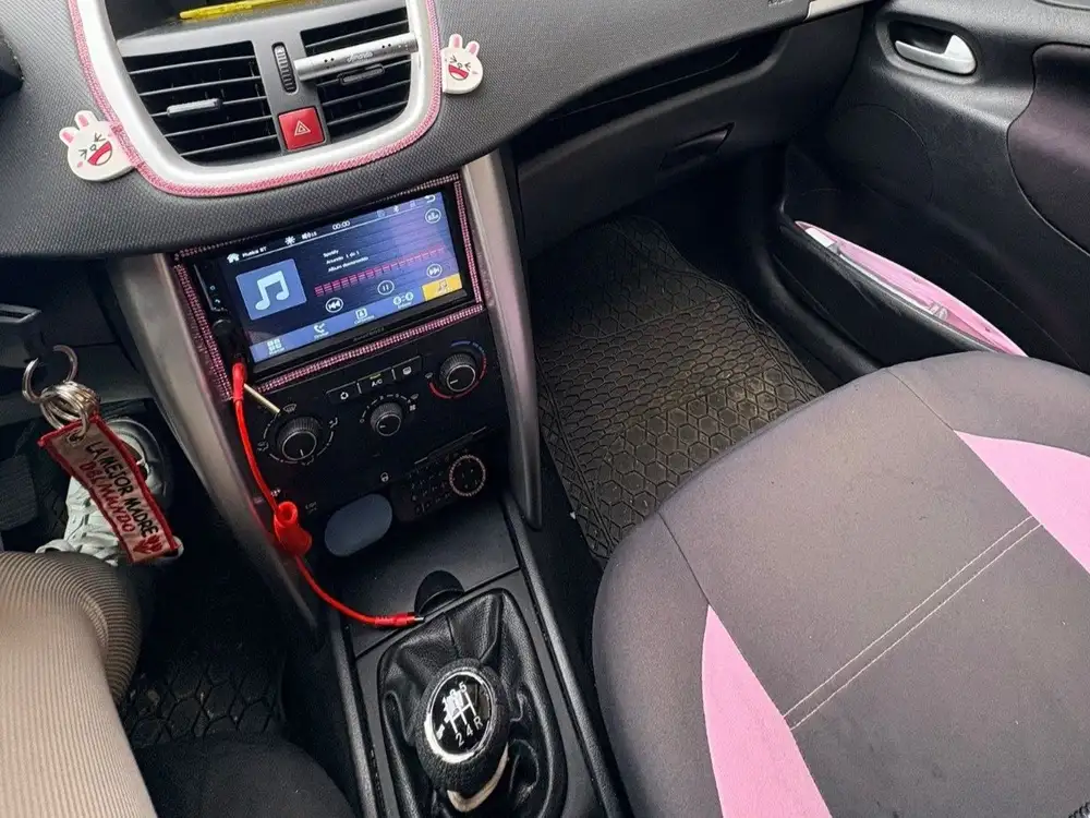 PEUGEOT 207+ - Foto 7 | Clidrive