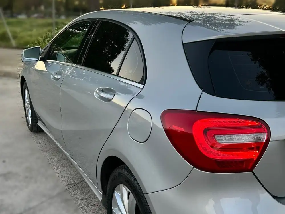 MERCEDES clase a - Foto 5 | Clidrive