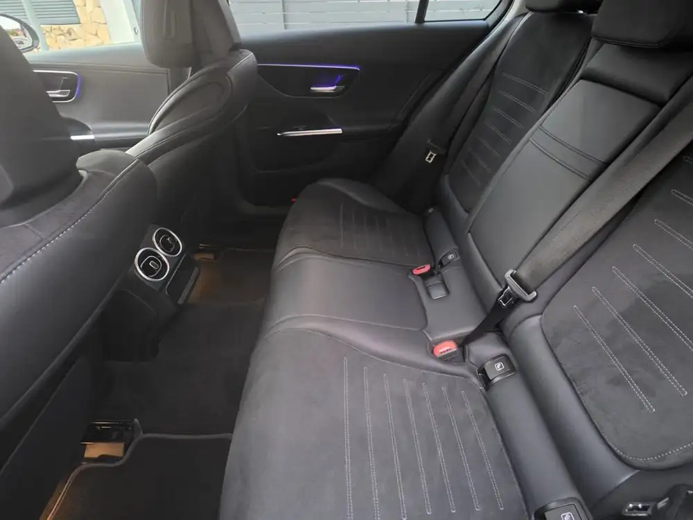 MERCEDES clase c - Foto 9 | Clidrive