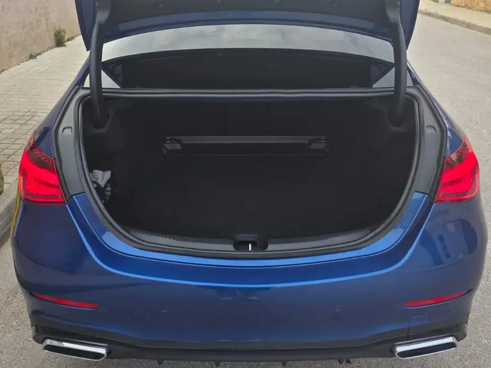 MERCEDES clase c - Foto 11 | Clidrive