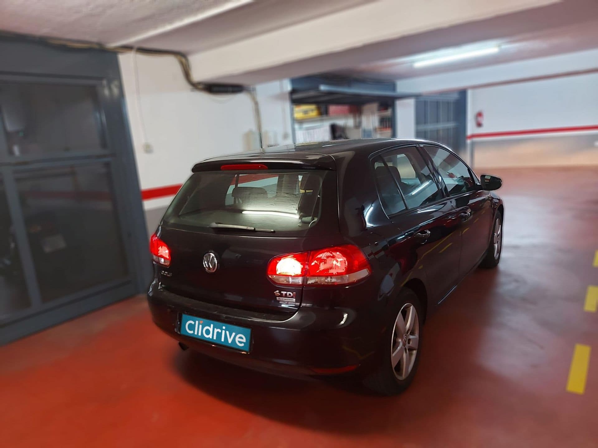 VOLKSWAGEN golf