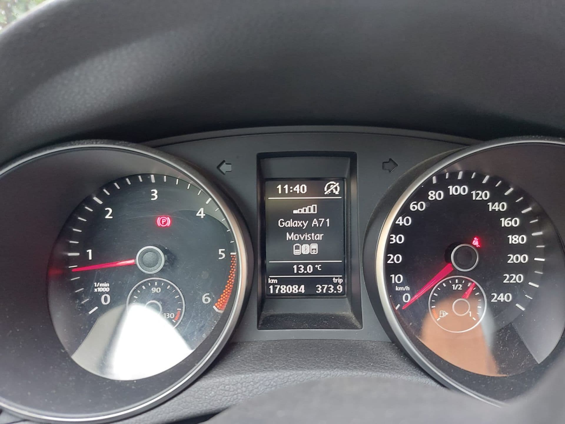 VOLKSWAGEN golf